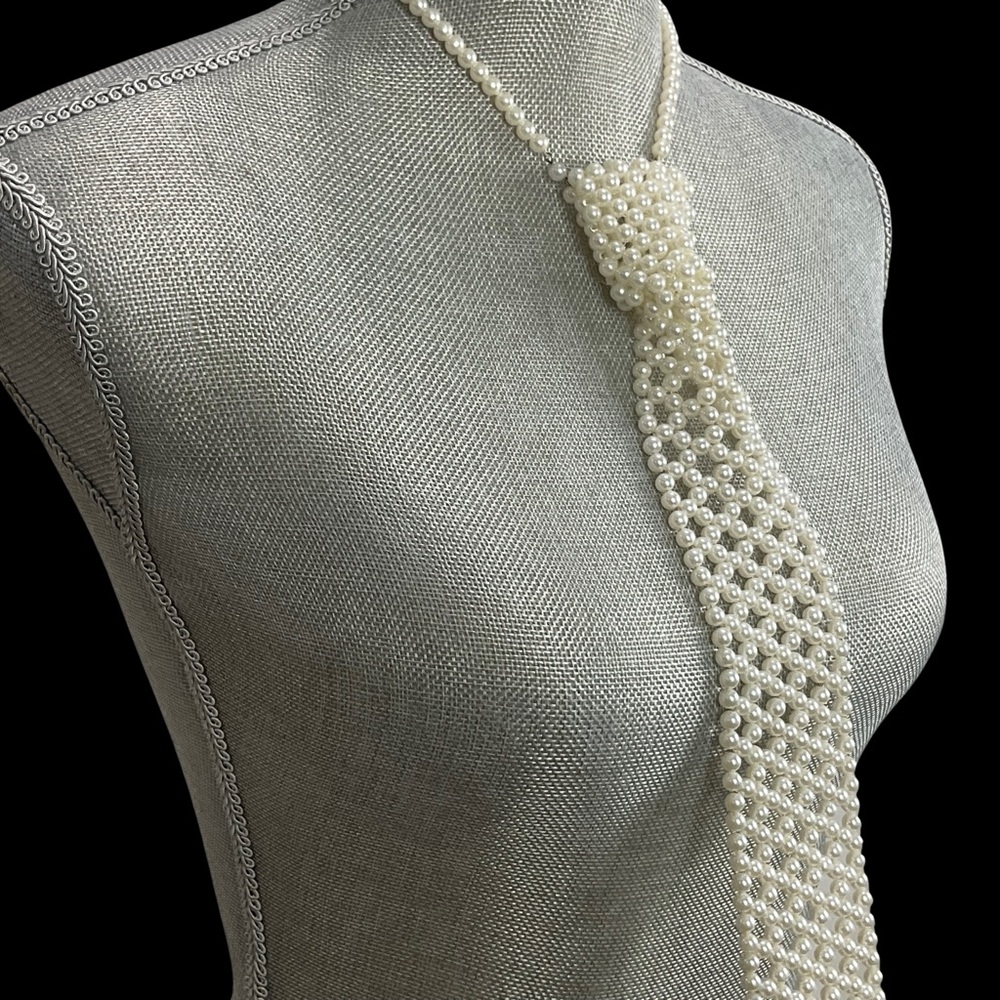 White Pearl Tie Choker Necklace - Picture 3 of 6
